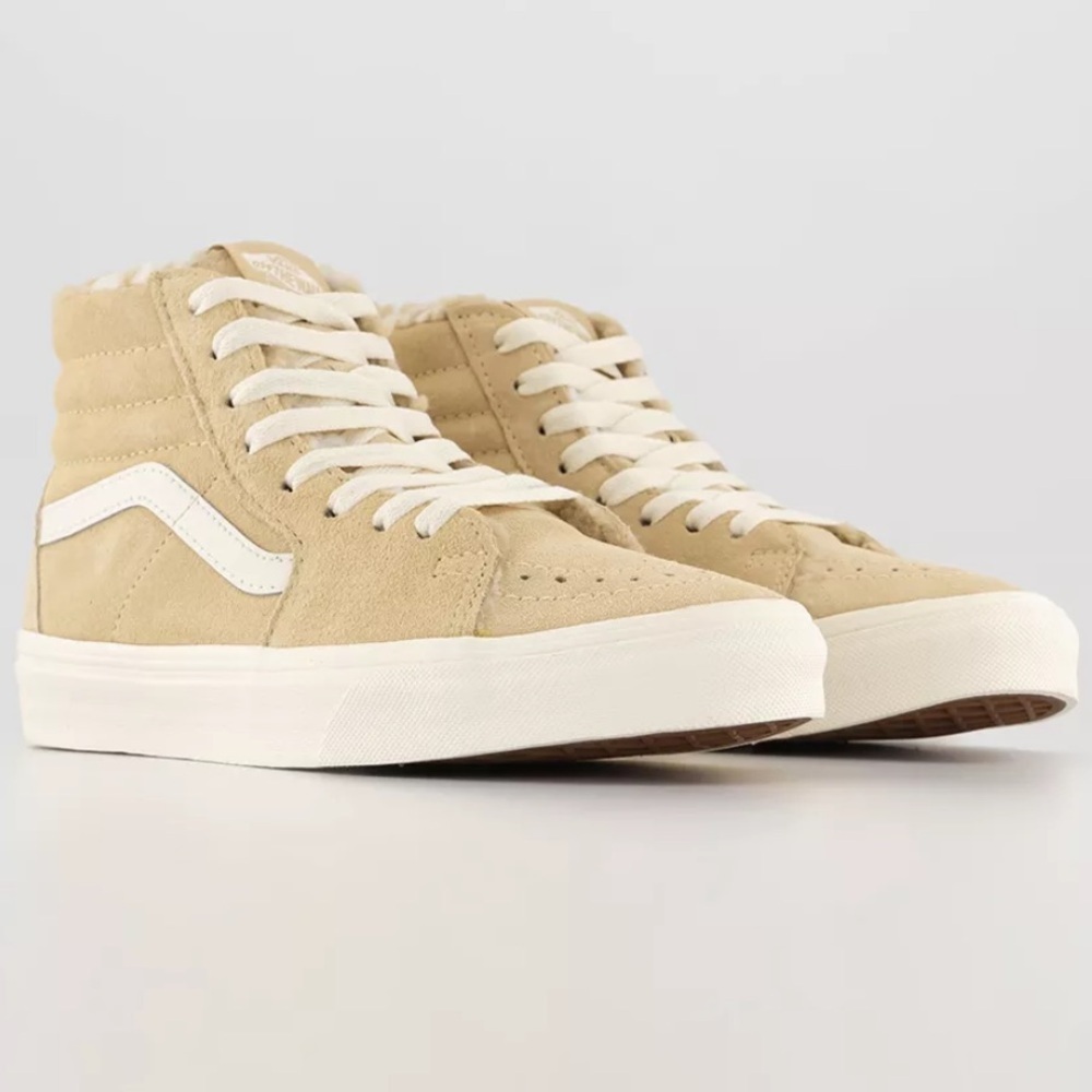 NEW Vans Sk8-Hi Cozy Hug Sherpa Biscotti Sneakers Women’s Size 11 - Picture 6 of 8